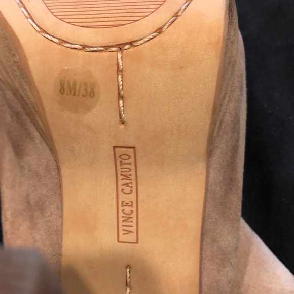 Vince Camuto Suede Platforms - Picture 5 of 12